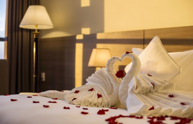 Dịch vụ trang trí phòng tại khách sạn A25 – Lãng mạn & Ý nghĩa