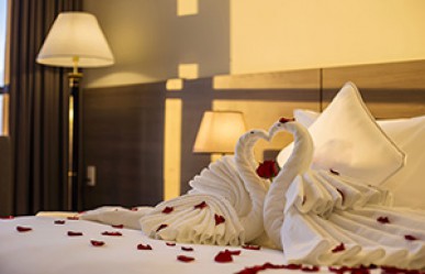Room Decoration Service at A25 Hotel – Romantic and Meaningful