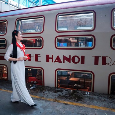 Tàu Hà Nội 5 Cửa Ô – Hành trình khám phá Thăng Long từ một góc nhìn mới