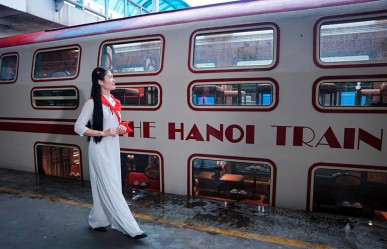 Tàu Hà Nội 5 Cửa Ô – Hành trình khám phá Thăng Long từ một góc nhìn mới