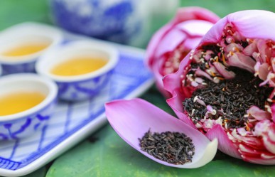 Hanoi Specialties at A25 Hotel: Lotus Tea, Dried Green Rice Flakes and Candied Sau