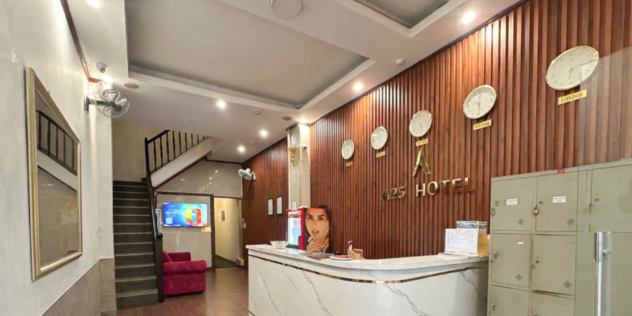 A25 Hotel - 12 Liên Trì